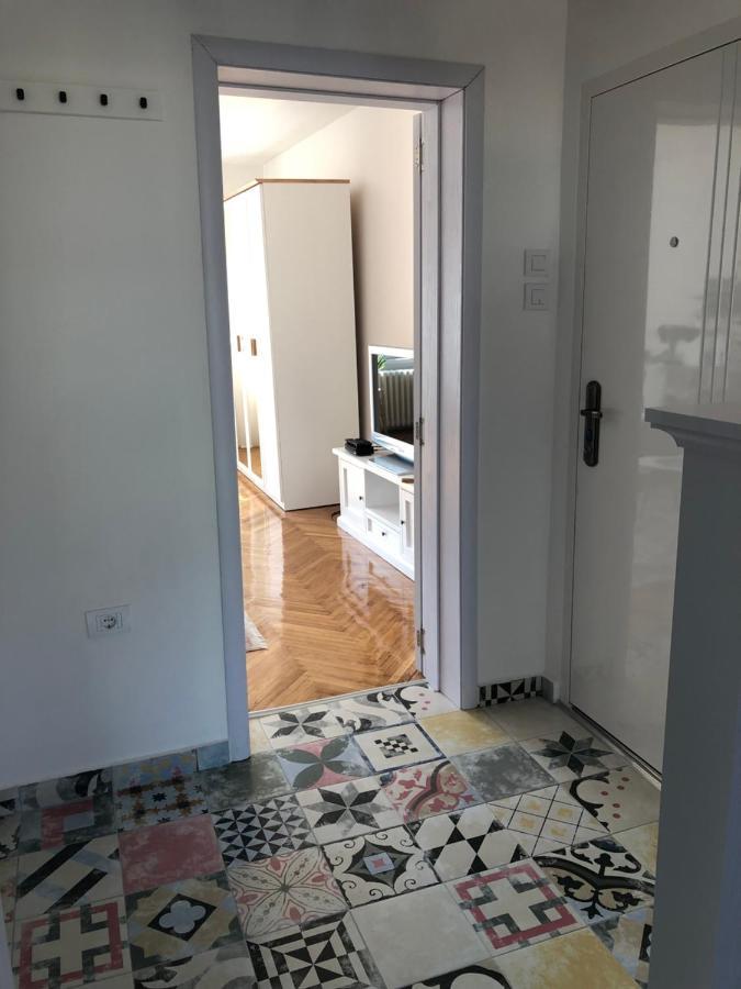Ferienwohnung Casa Lusi Novi Sad Exterior foto
